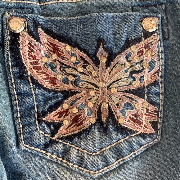 Miss Me Capris 🦋 - Picture 4 of 9